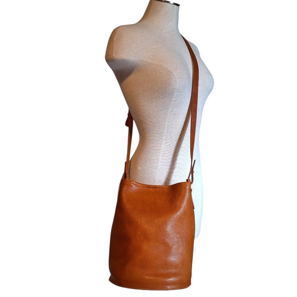 Iswee Honey Leather Bucket Crossbody Bag with Shoulder Strap Options